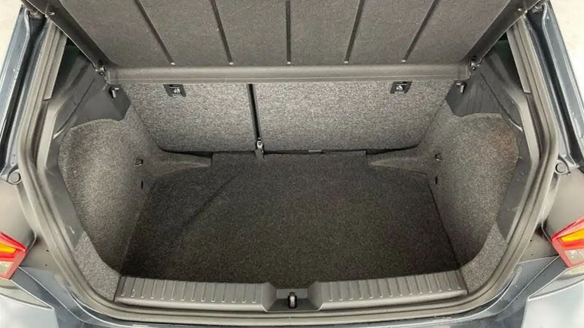 2022-seat-ibiza-10-tsi-xcellence-95ps-big-26