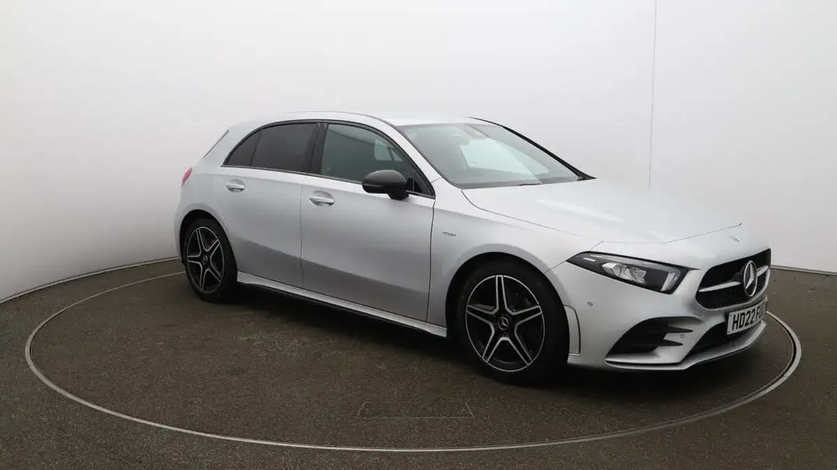 2022-mercedes-benz-a-class-13-a200-amg-line-executive-edition-hatchback-5d-7g-dct-big-1