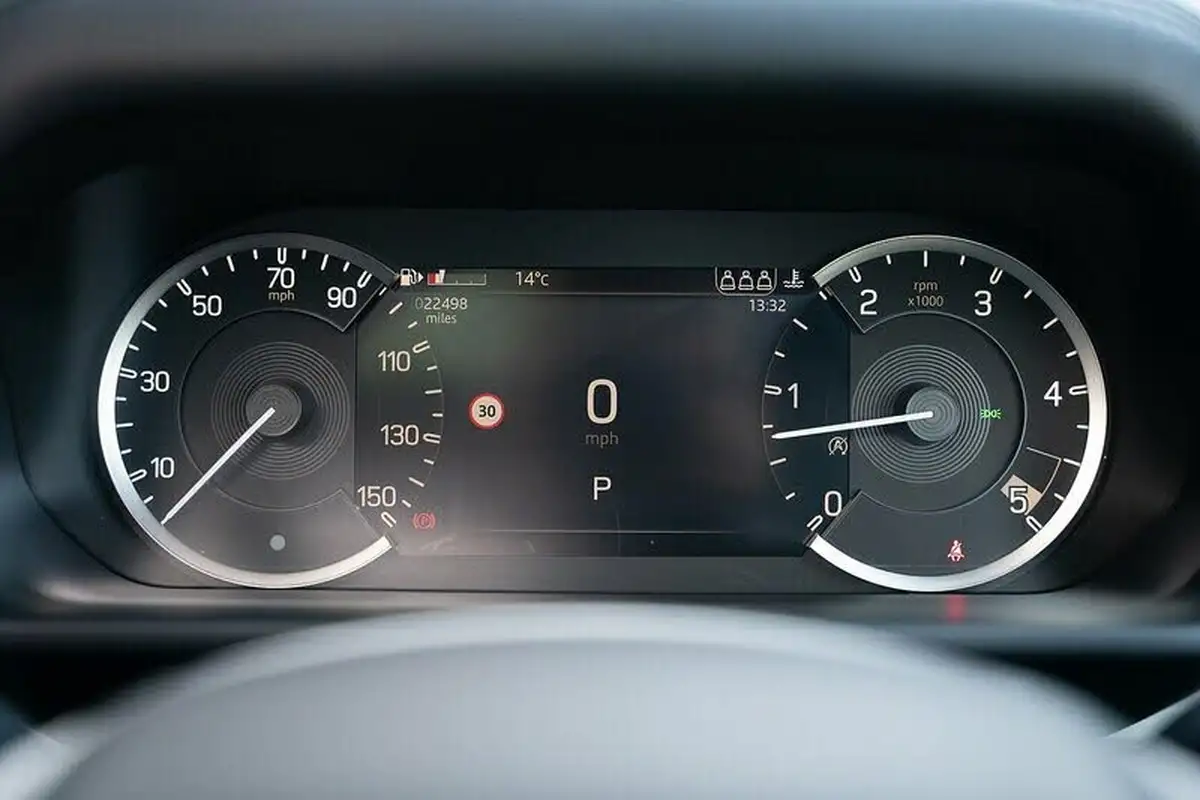 2023-land-rover-90-defender-30-d250-x-dynamic-hse-big-33