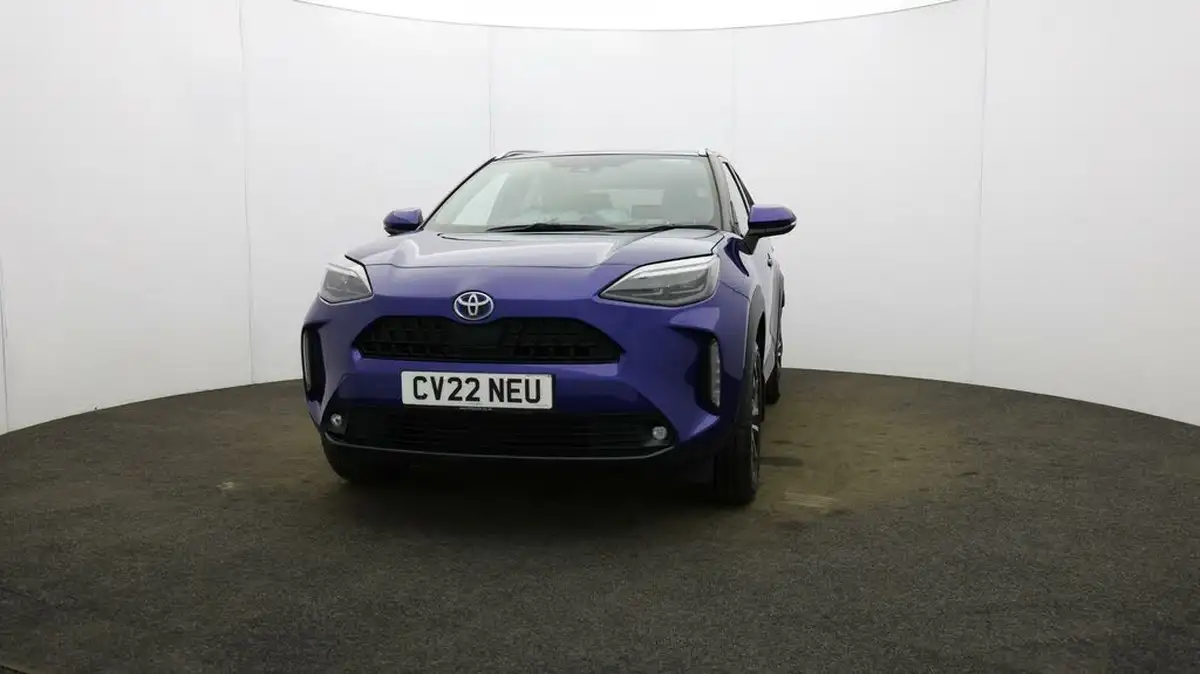 2022-toyota-yaris-15-vvt-i-design-panoramic-roof-big-26