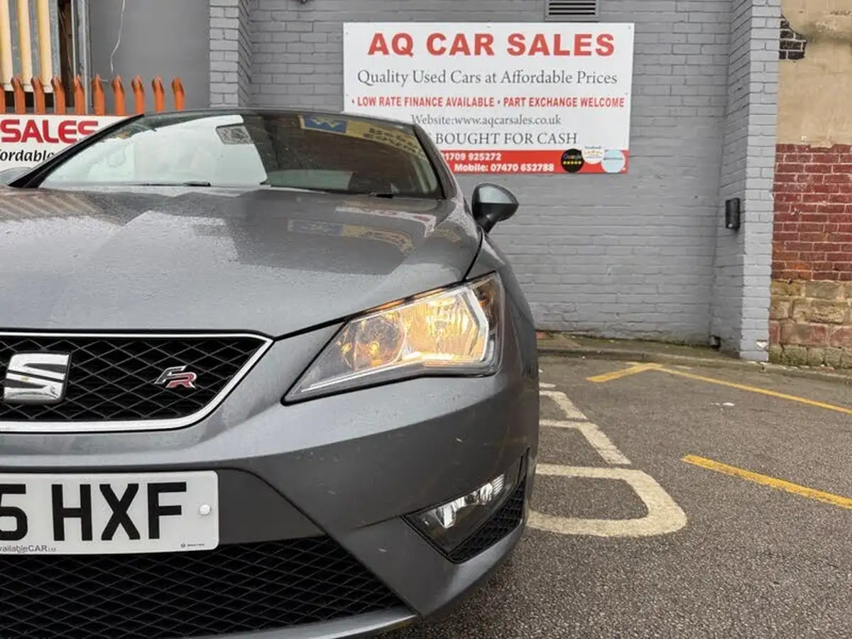 2015-seat-ibiza-12-tsi-fr-hatchback-5d-big-25