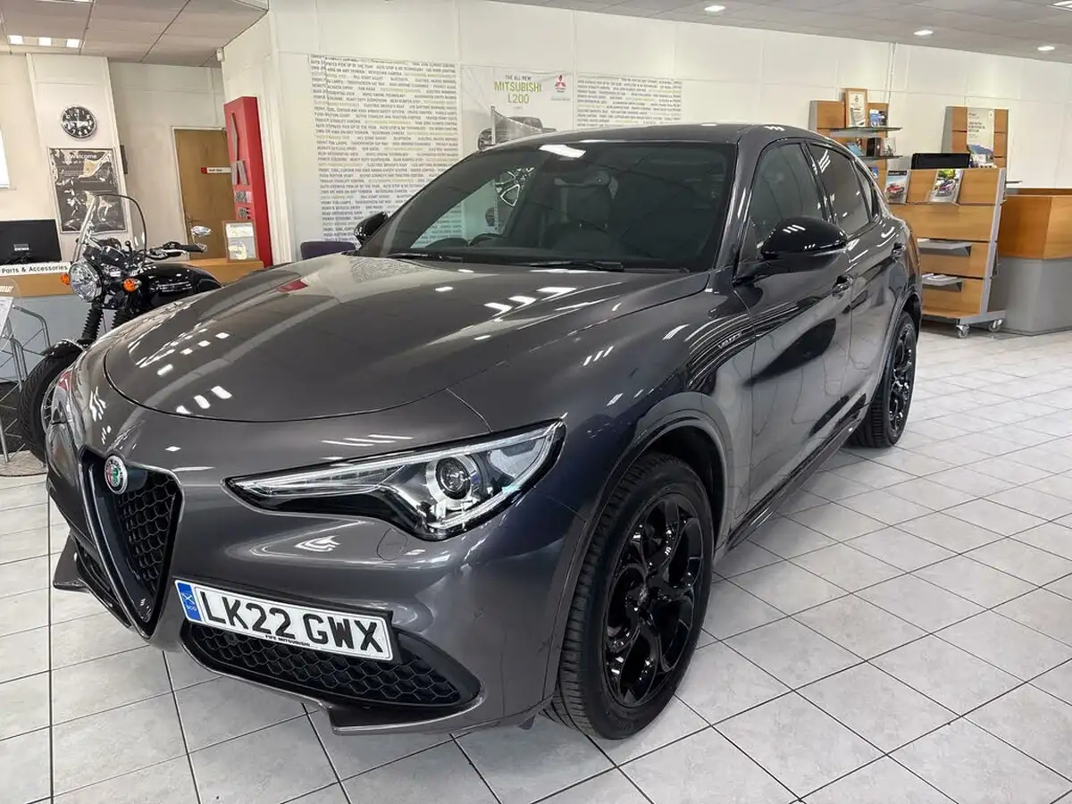 2022-alfa-romeo-stelvio-20-veloce-big-5