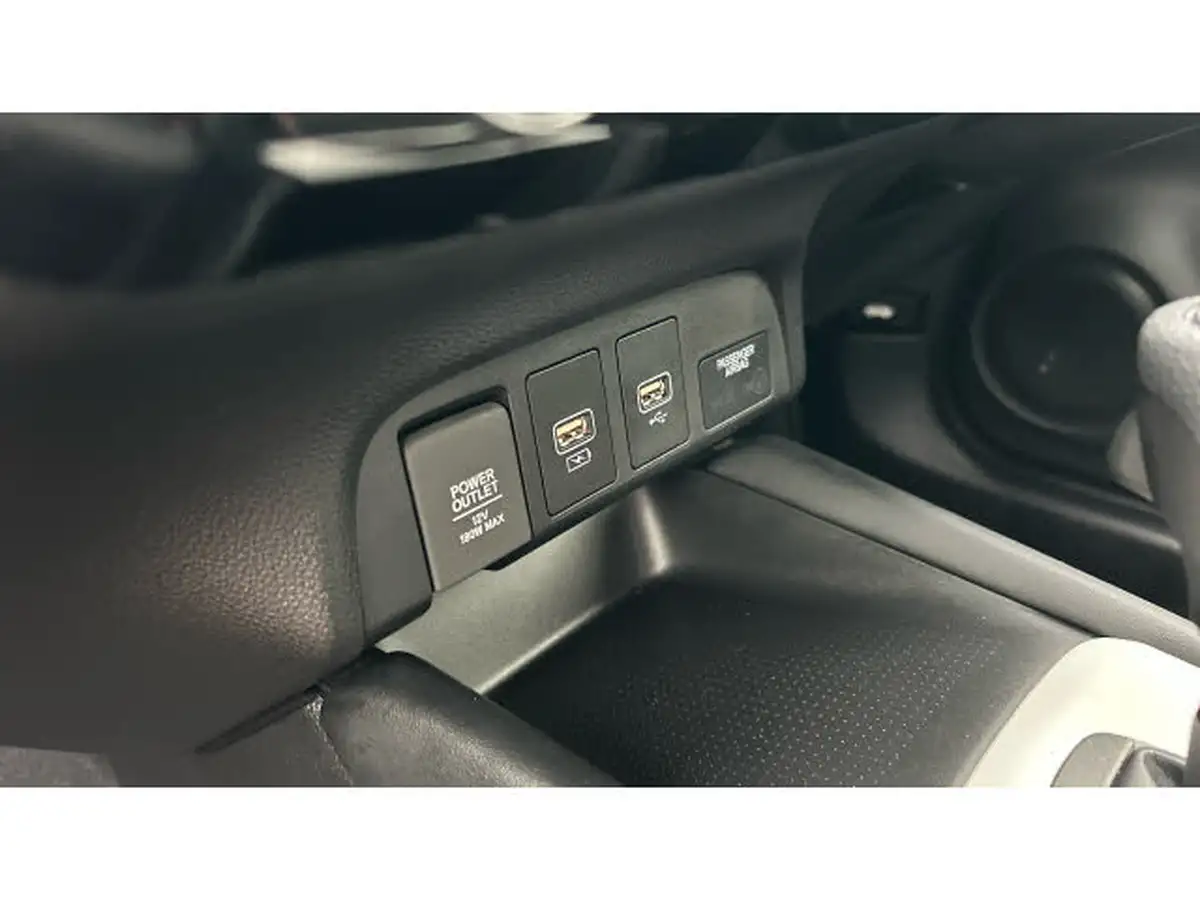 2023-honda-jazz-15-i-mmd-sr-big-25