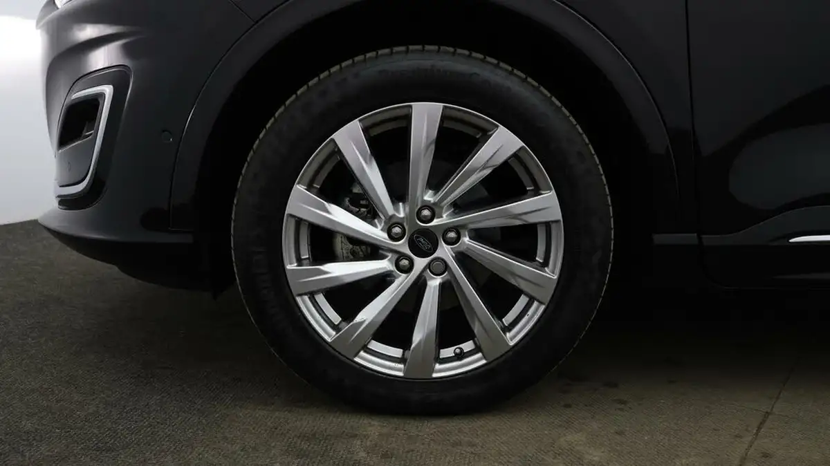 2022-ford-kuga-25t-vignale-225ps-phev-big-17