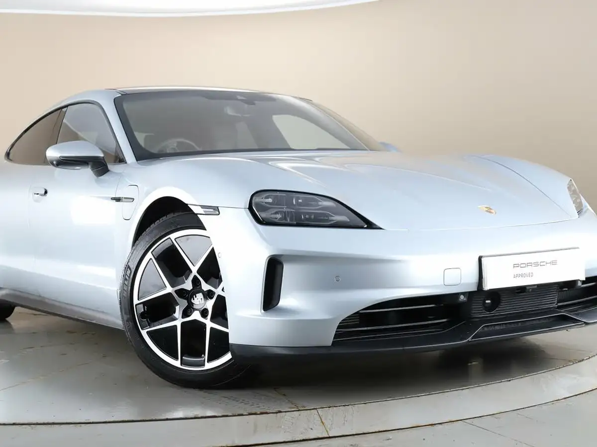 2024-porsche-taycan-e-base-408ps-big-28