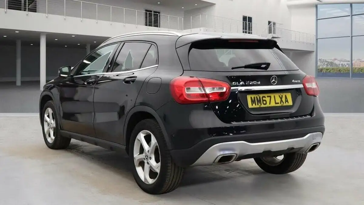 2018-mercedes-benz-gla-class-21d-gla-220d-sport-174bhp-executivess-big-6