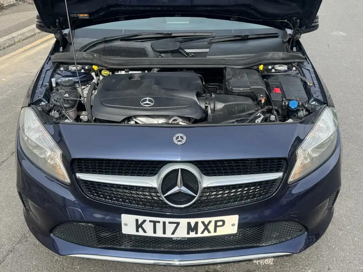 2017-mercedes-benz-a-class-16-a180-sport-ss-7g-dct-big-51