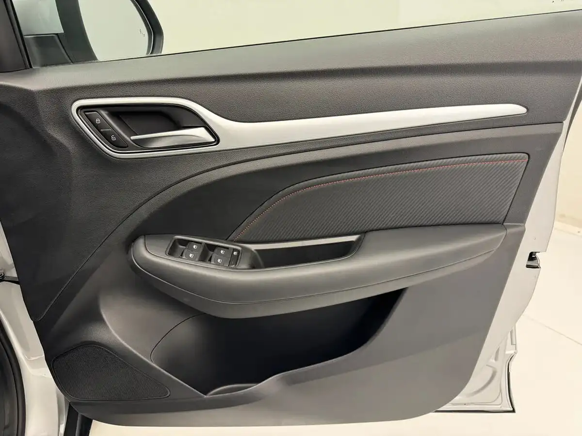 2024-mg-zs-suv-e-trophy-connect-ev-176ps-big-24