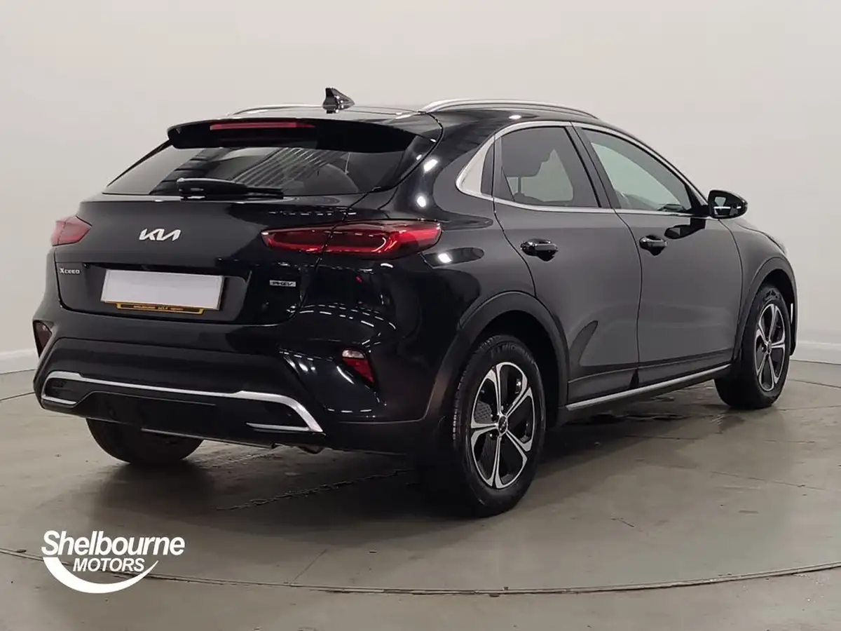 2023-kia-xceed-16-gdi-3-big-12