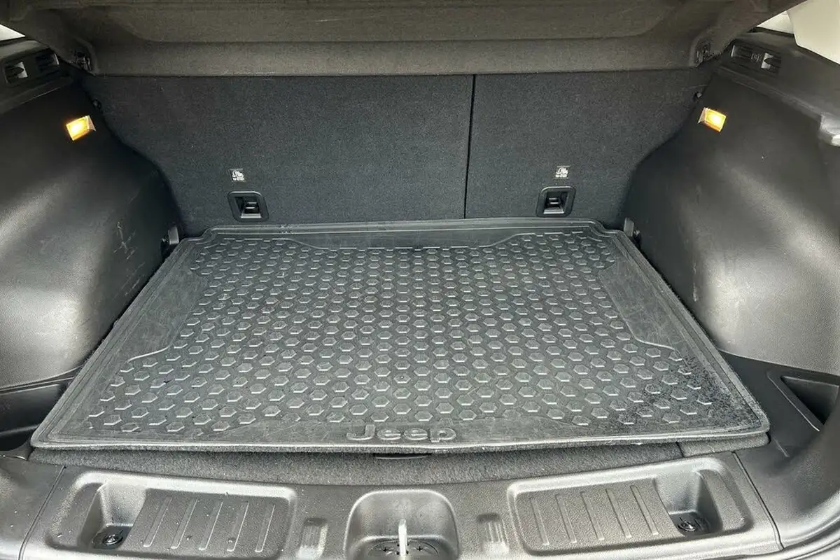 2022-jeep-compass-13-gse-trailhawk-big-19