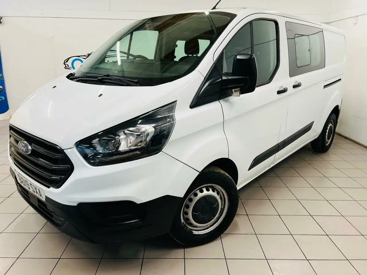 2019-ford-transit-custom-20tdci-320-l2h1-130pseu6-double-cab-in-van-big-0