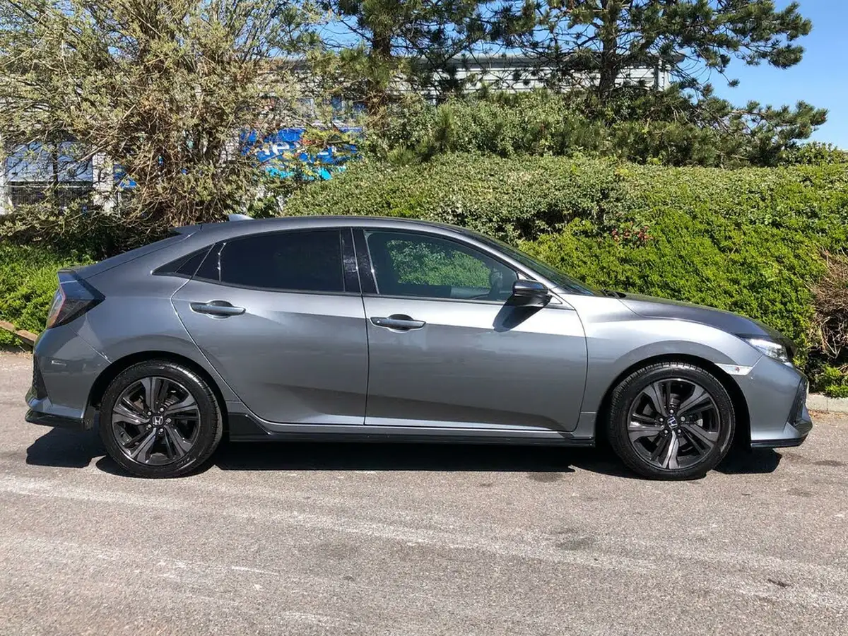 2019-honda-civic-15-vtec-turbo-sport-ss-big-45