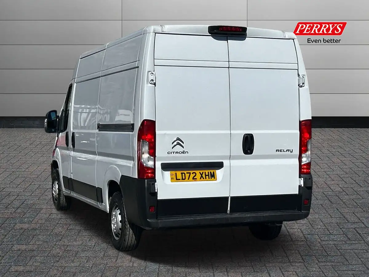 2022-citroen-relay-22bluehdi-35-l2h2-enterprise-big-1
