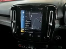 2022-volvo-xc40-15-t3-inscription-small-32