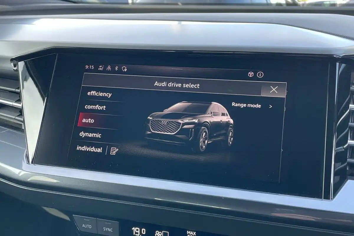 2022-audi-q4-e-tron-40e-s-line-station-wagon-big-39