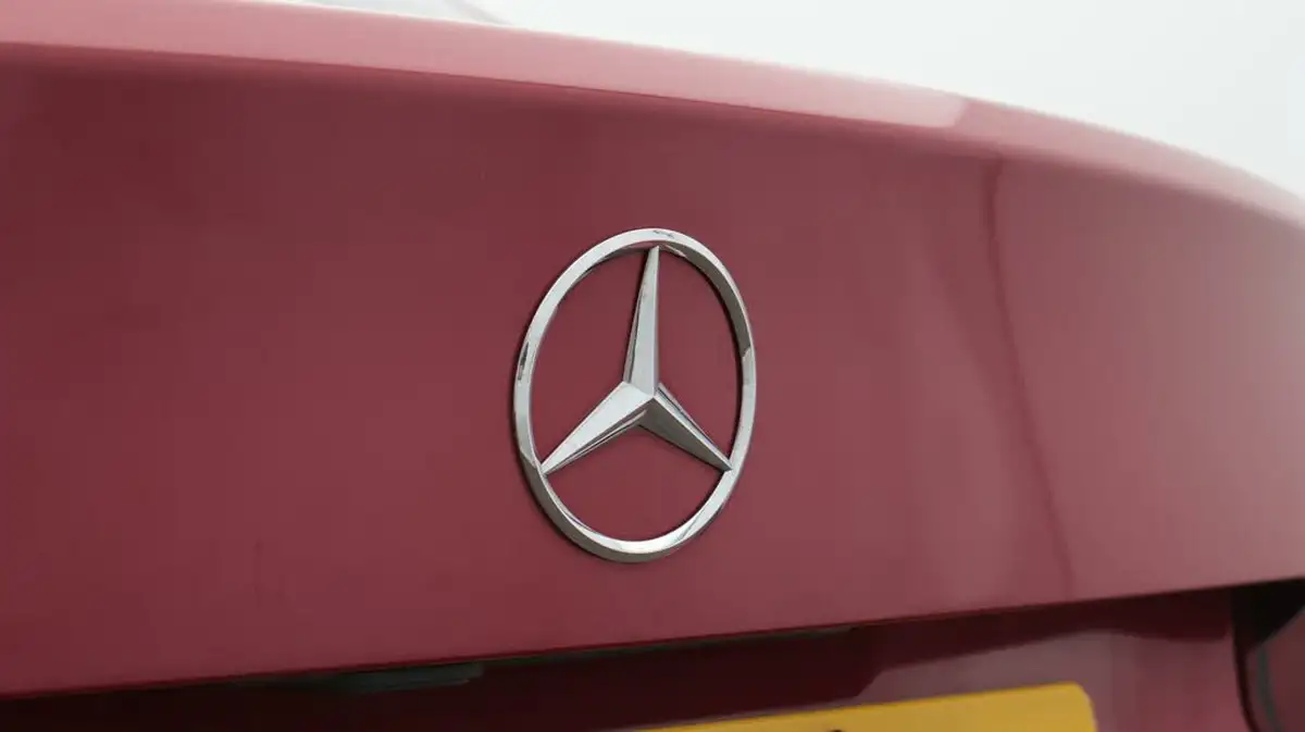 2022-mercedes-benz-a-class-13-a180-amg-line-executive-edition-saloon-4d-7g-dct-big-22