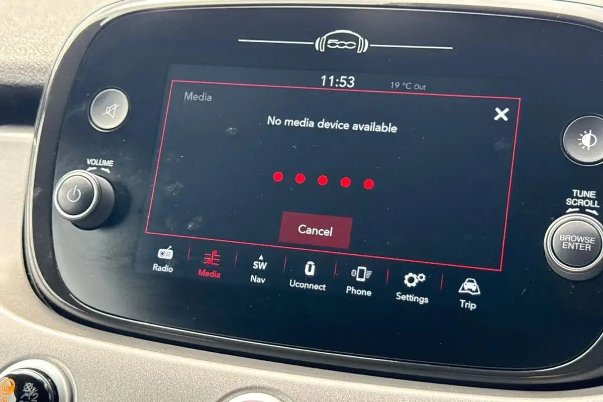 2020-fiat-500x-10-firefly-turbo-sport-big-35