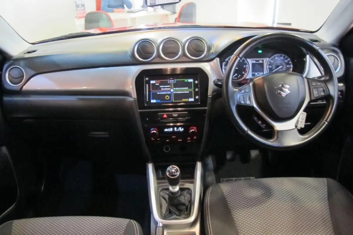 2016-suzuki-vitara-16ddis-sz-t-big-34