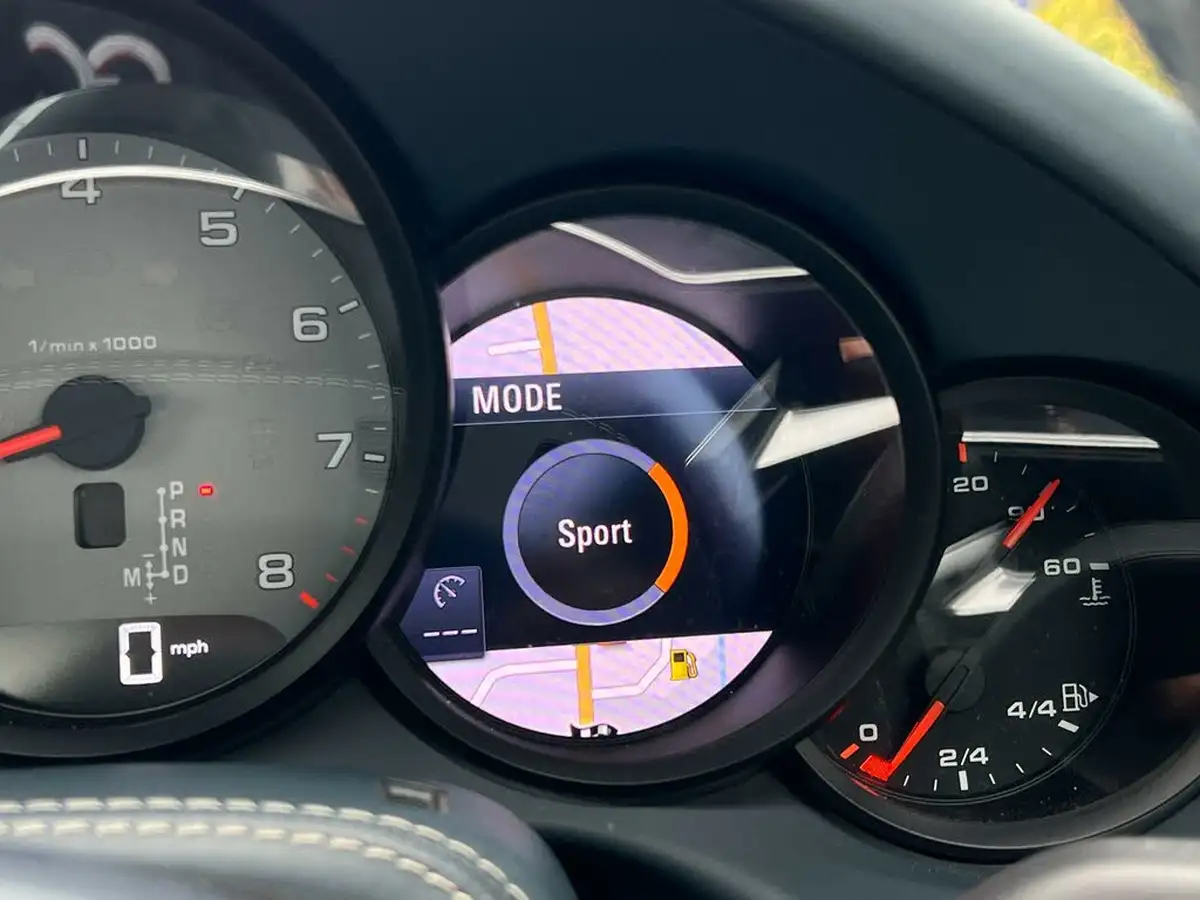 2018-porsche-911-30-carrera-4-s-420bhp-4-s-cabriolet-pdk-big-30