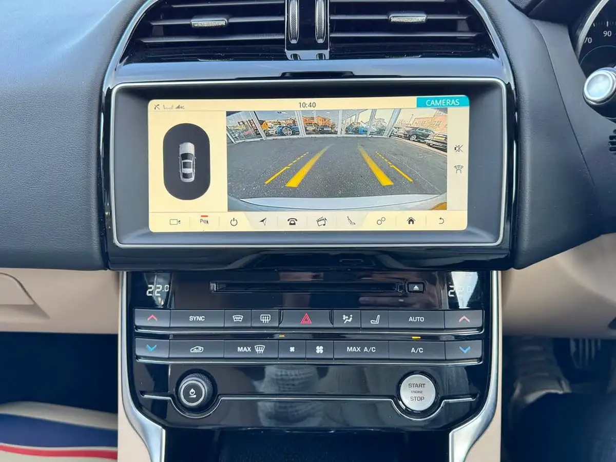 2018-jaguar-xe-20i-prestige-200ps-1997cc-big-25