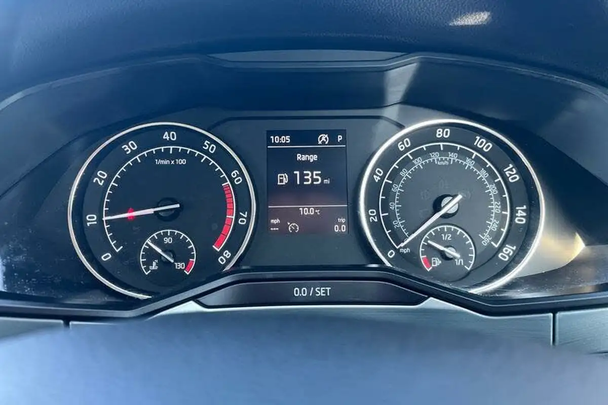 2018-skoda-superb-15-tsi-se-hatchback-dsg-big-12