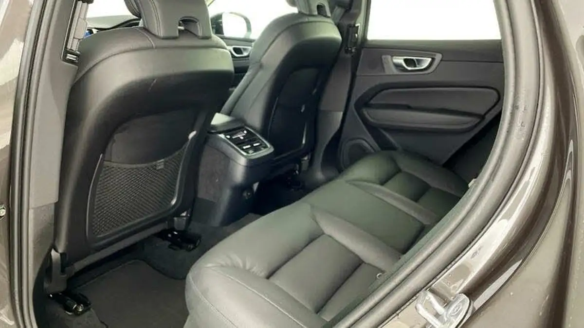 2024-volvo-xc60-20td-b4-plus-big-34