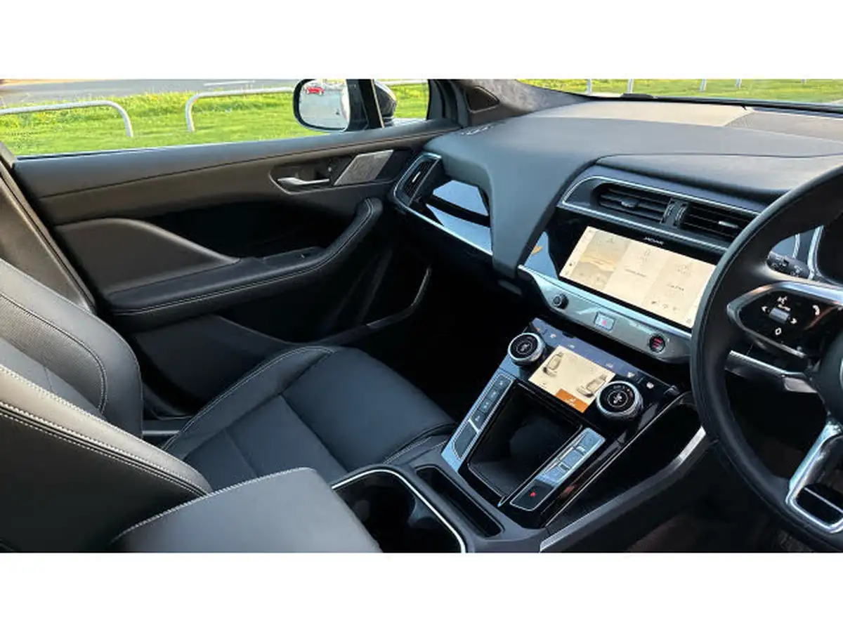 2022-jaguar-i-pace-ev400-hse-black-big-13
