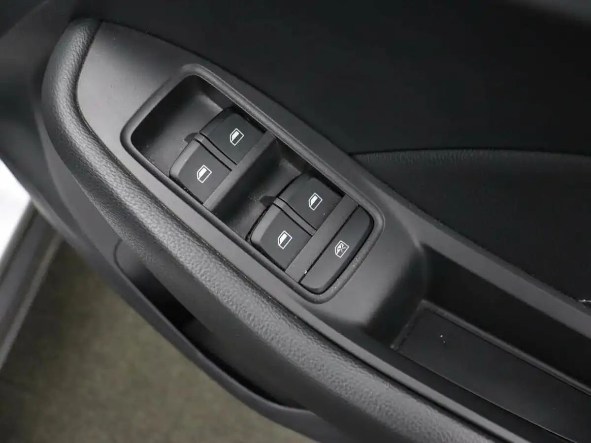 2019-mg-zs-suv-10t-gdi-excite-109bhp-big-13