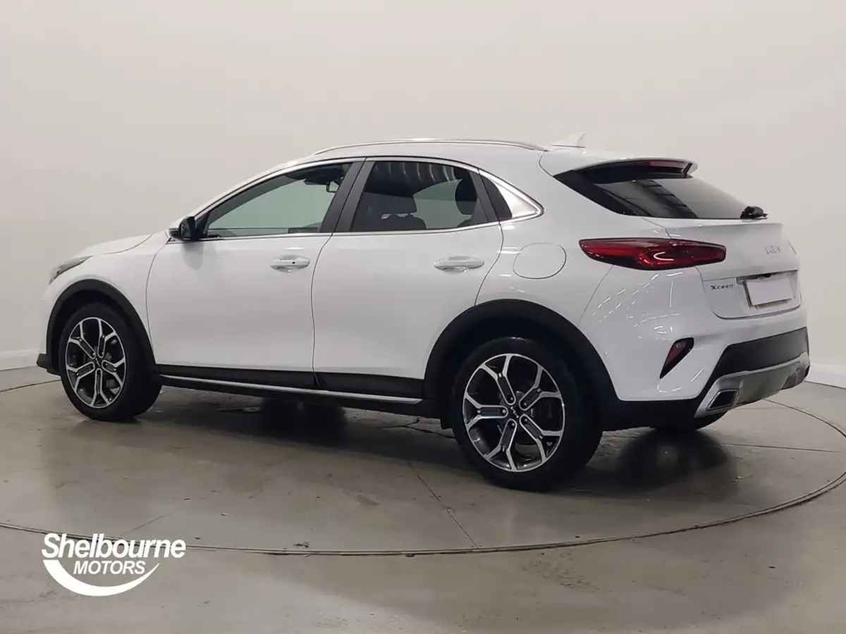 2022-kia-xceed-15-t-gdi-3-big-1