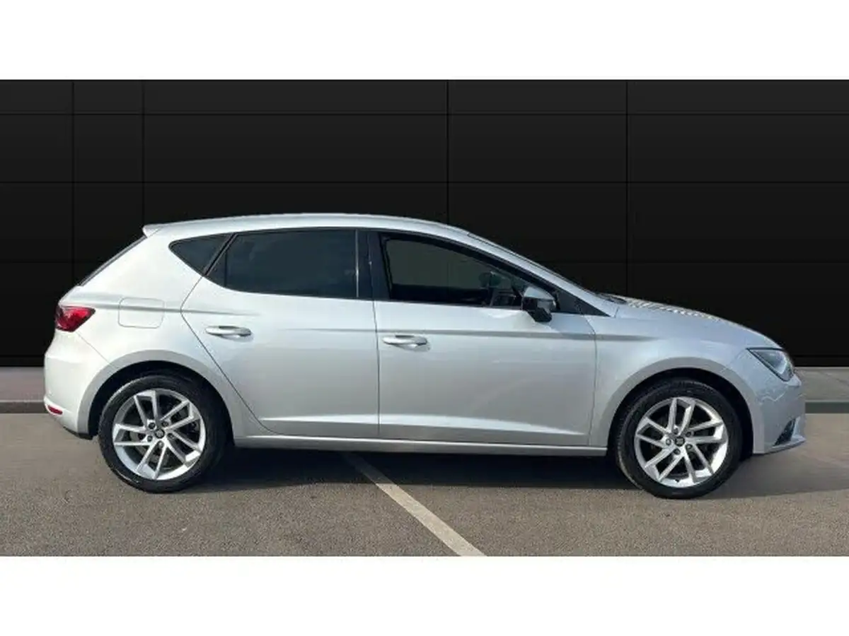 2016-seat-leon-12-tsi-se-dynamic-tech-pack-tech-pack-hatchback-big-4