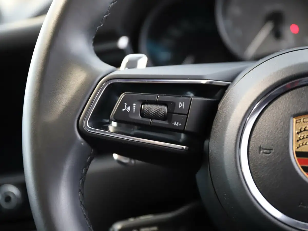 2023-porsche-macan-29-v6-s-big-17