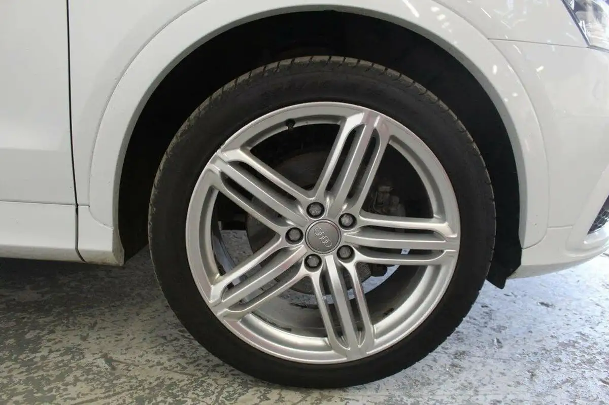 2014-audi-q3-20td-quattro-s-line-plus-177ps-tronic-big-58