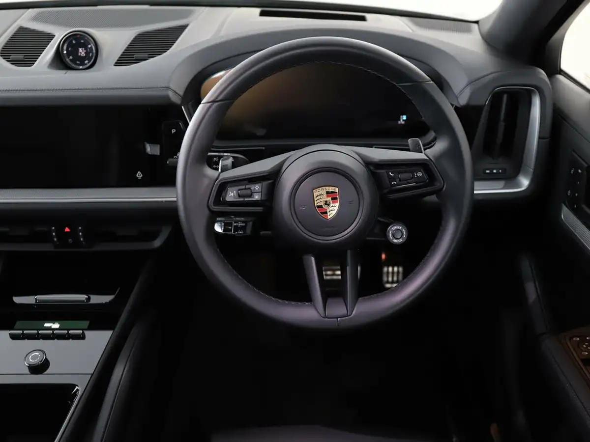 2023-porsche-cayenne-30-v6-353ps-coupe-big-25