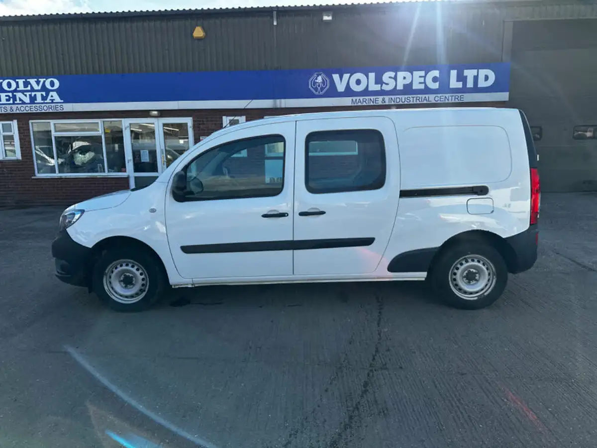 2016-mercedes-benz-citan-15-cdi-109-15cdi-extra-long-dualiner-big-3
