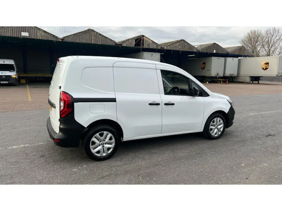 2023-renault-kangoo-15dci-ml19-95-advance-big-30