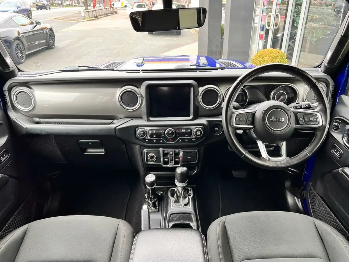 2020-jeep-wrangler-22-multijet-ii-sahara-hard-5d-big-18