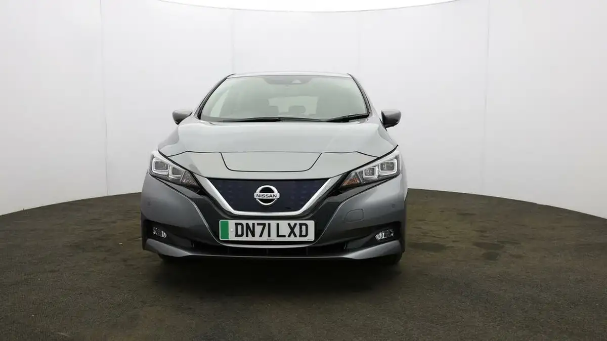 2021-nissan-leaf-e-tekna-big-33
