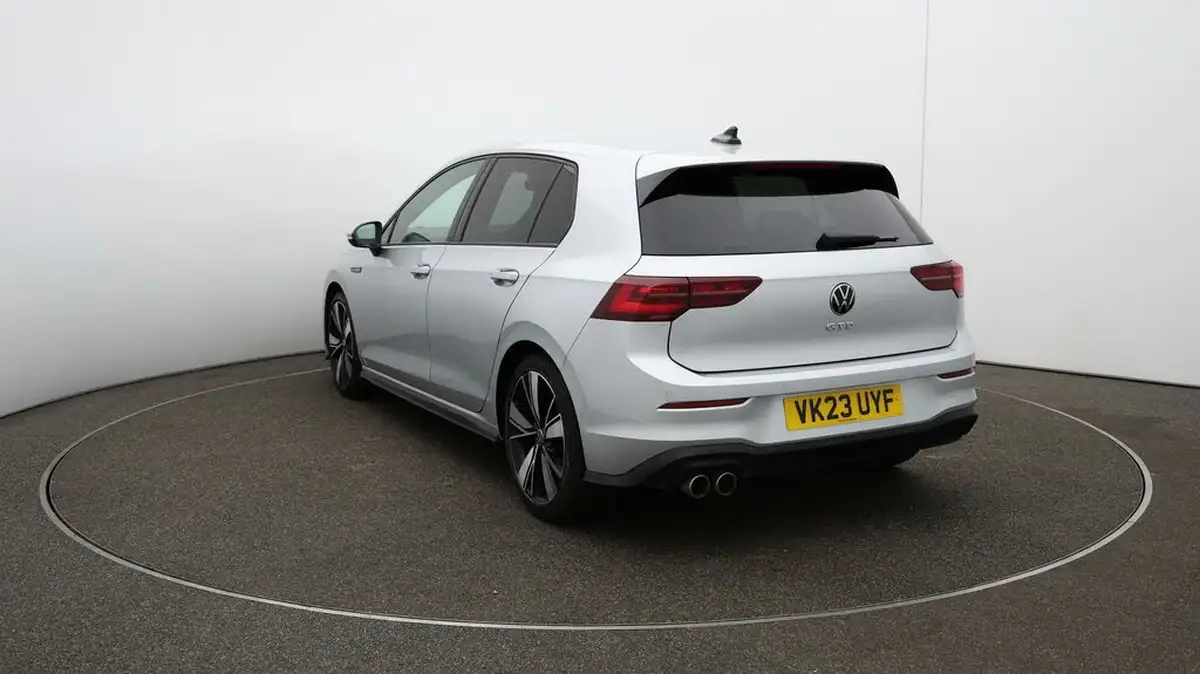 2023-volkswagen-golf-20tdi-gtd-big-54