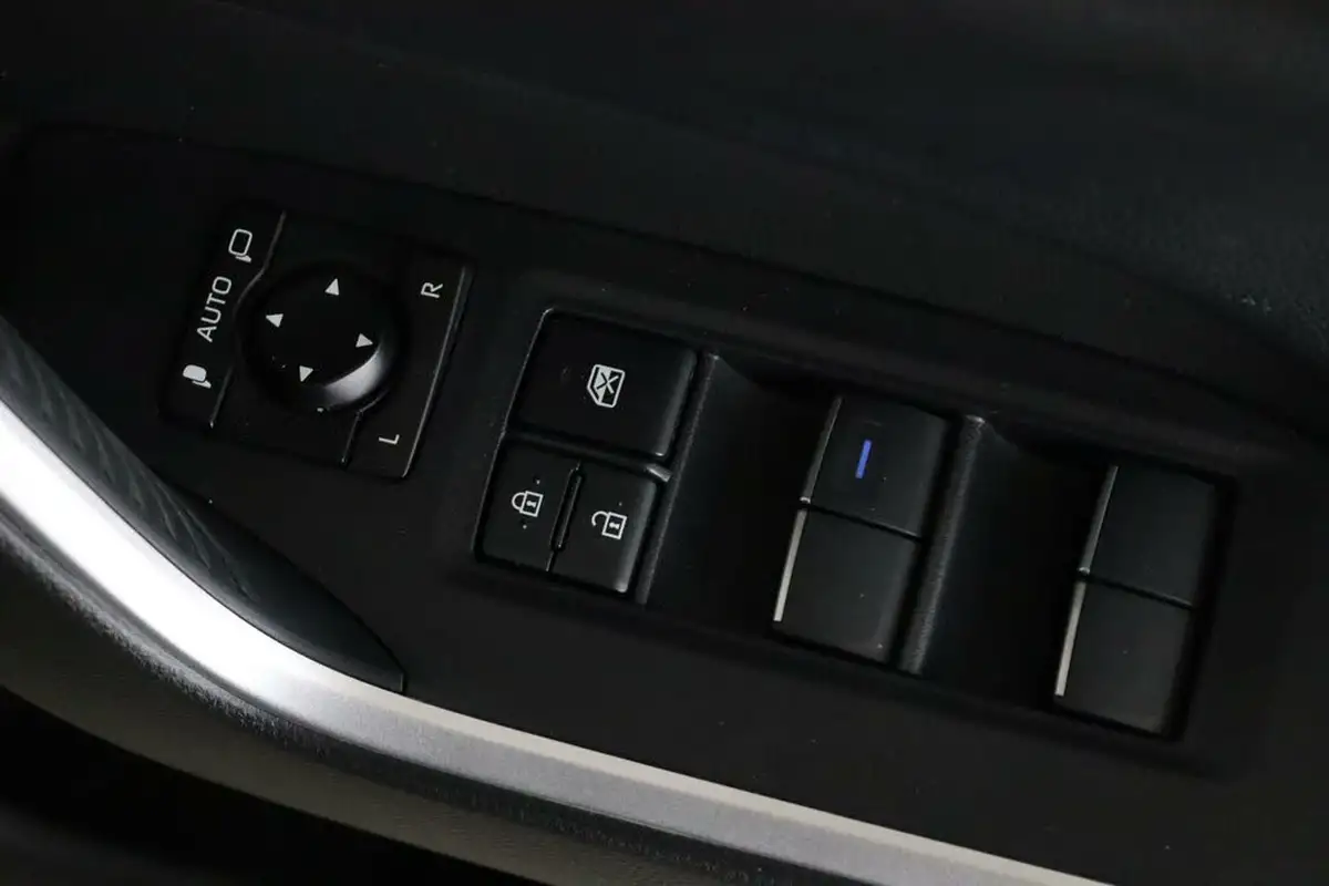 2021-toyota-rav4-25-vvt-i-excel-219bhp-big-17