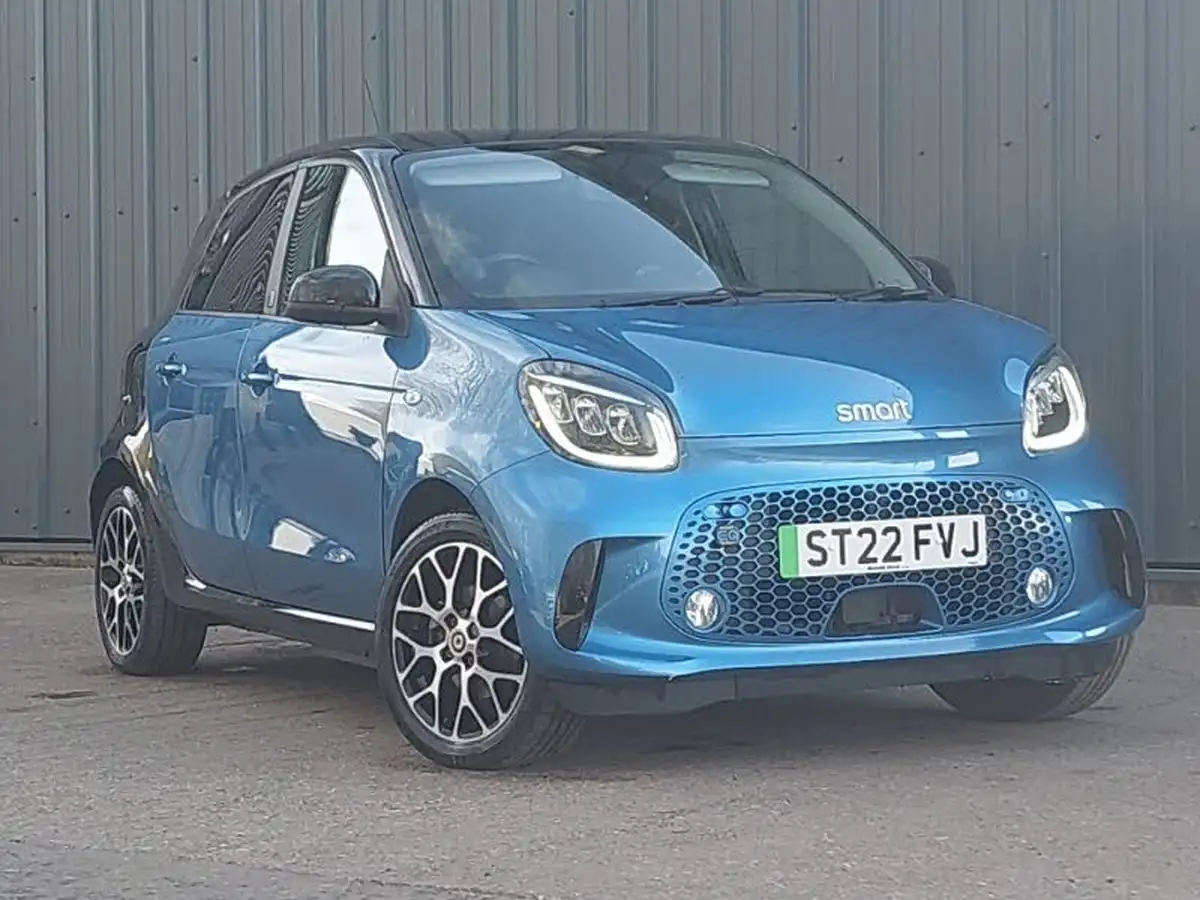 2022-smart-forfour-eq-exclusive-big-0