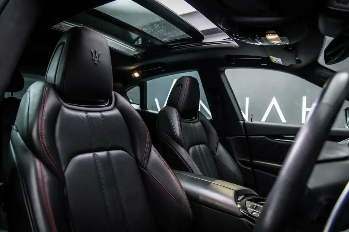 2021-maserati-levante-30-gransport-big-3