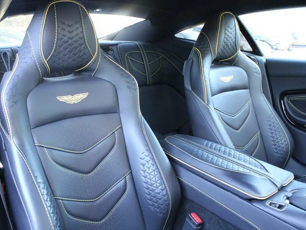 2023-aston-martin-dbs-52-v12-big-11