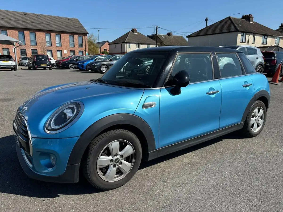 2018-mini-cooper-15-cooper-classic-ss-hatchback-5d-big-1