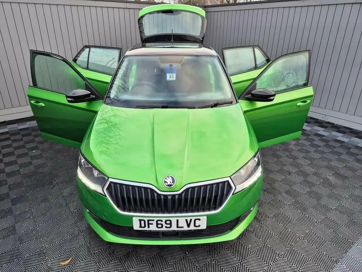 2019-skoda-fabia-10-tsi-colour-edition-big-6