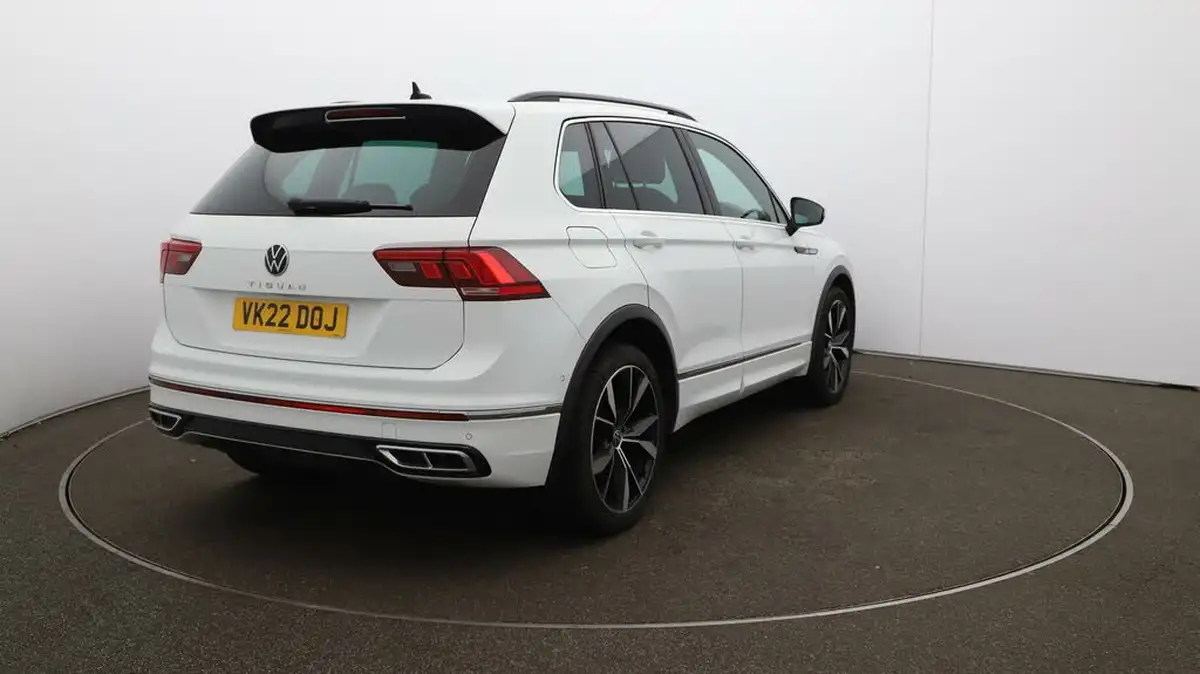 2022-volkswagen-tiguan-15-tsi-r-line-big-47