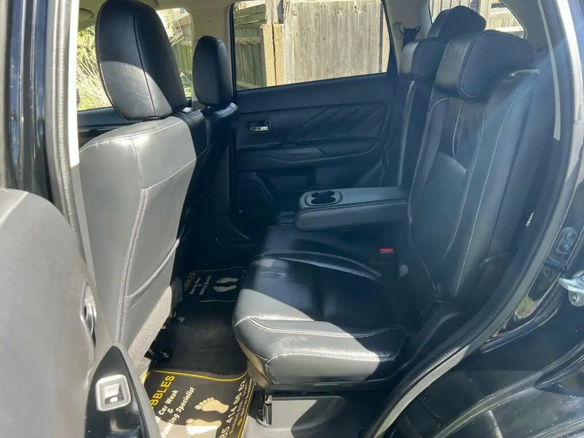 2018-mitsubishi-outlander-22di-d-4-leather-auto-big-30