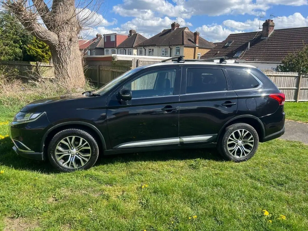 2018-mitsubishi-outlander-22di-d-4-leather-auto-big-6