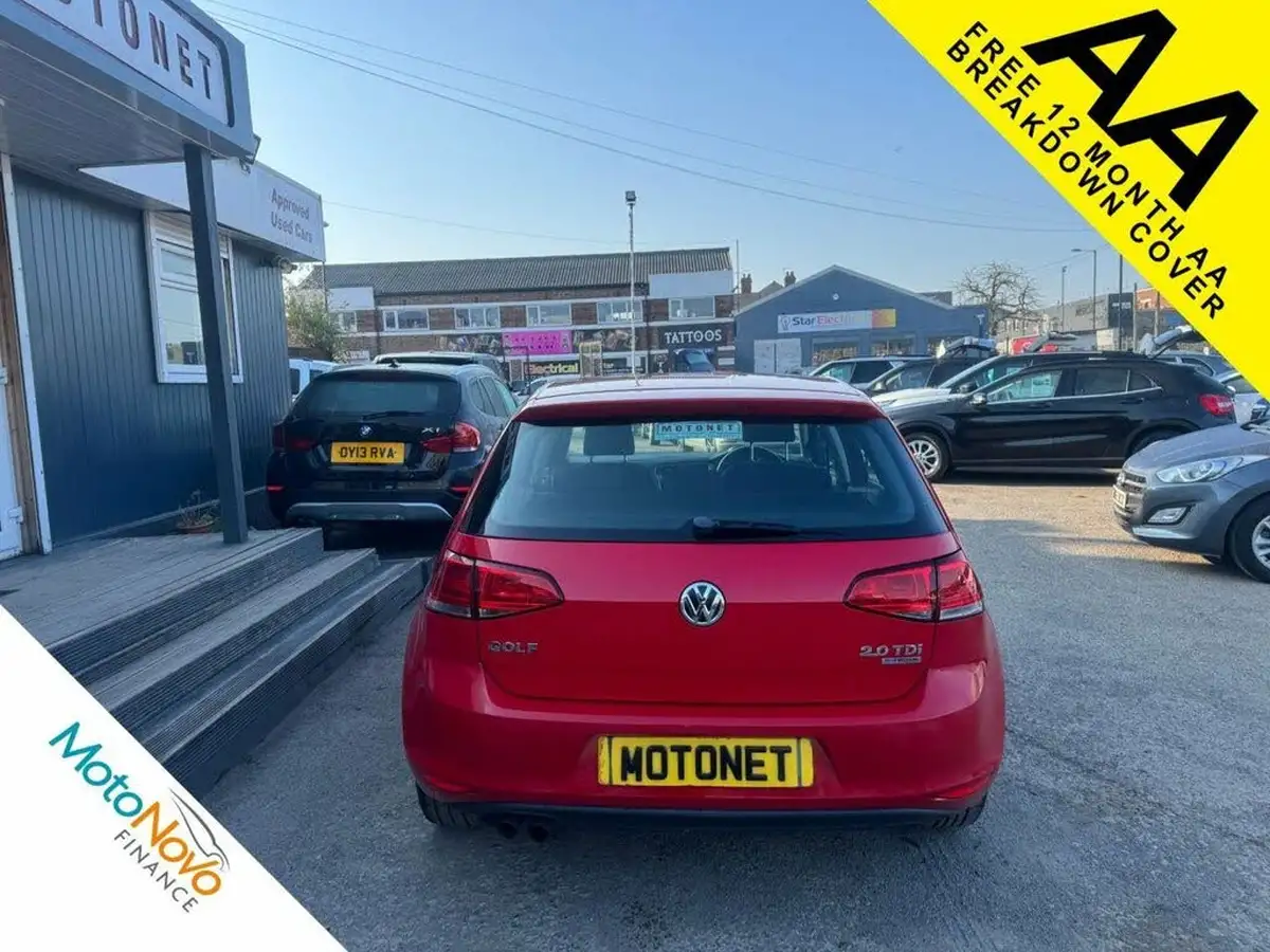 2014-volkswagen-golf-20tdi-se-ss-hatchback-5d-big-20