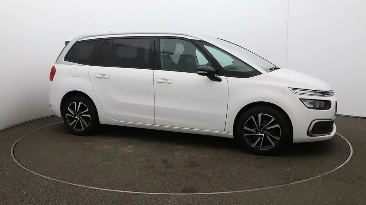 2022-citroen-grand-c4-spacetourer-12-puretech-sense-eat8-big-39