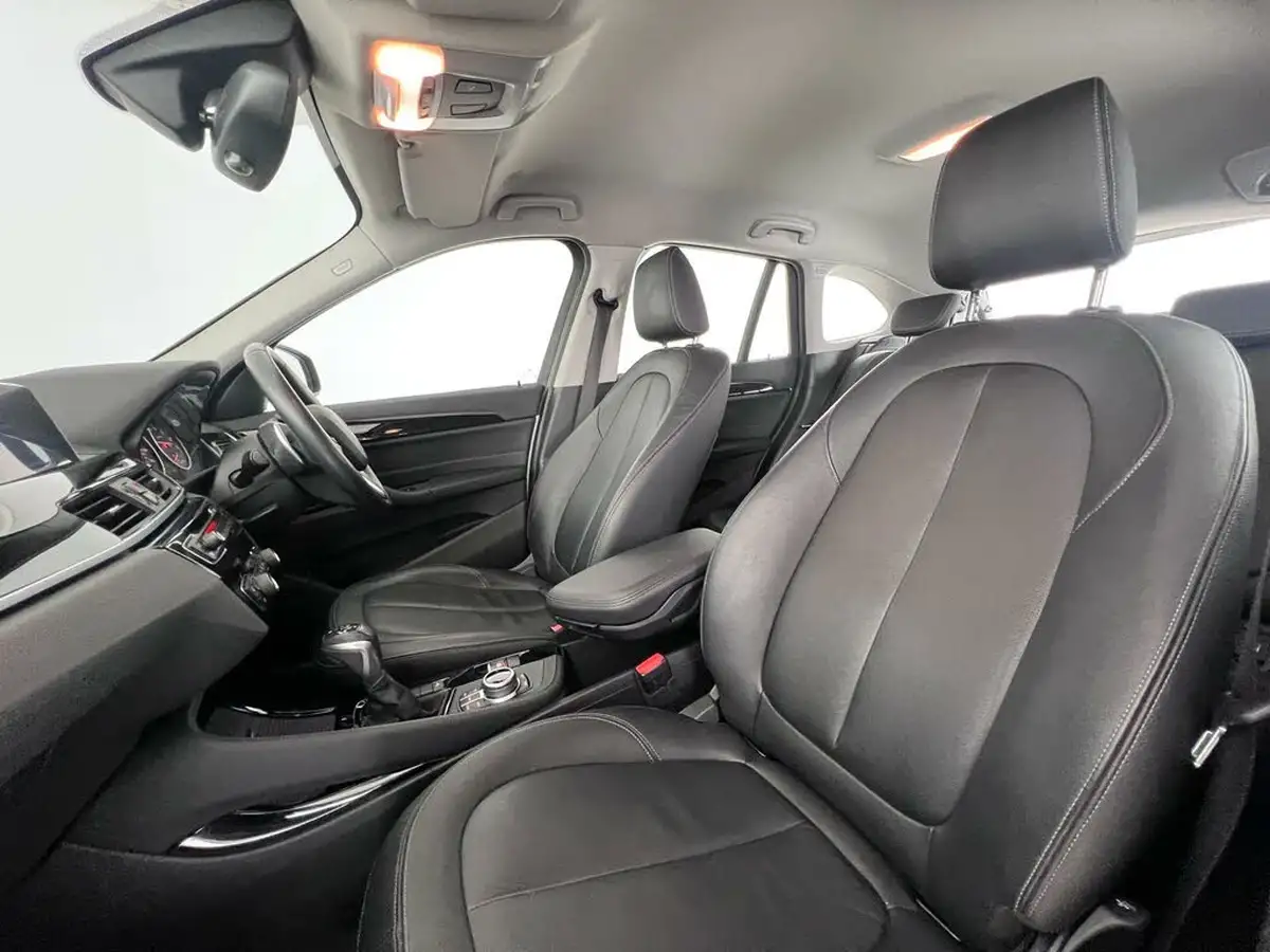 2018-bmw-x1-20-xdrive20i-xline-big-13